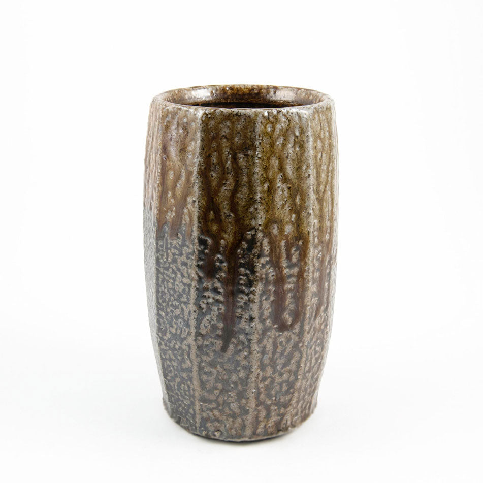 Vase cylindrique à facettes – Émail cendre et sel